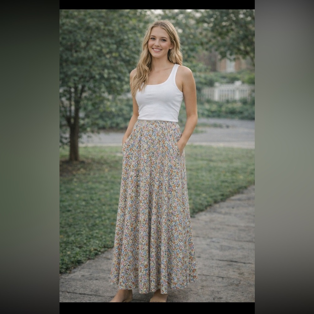 Cotton On Pastel ditsy Floral Print Women's Midi Skirt Size Medium